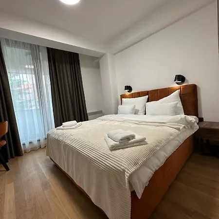 Апартаменты Golden Mountain