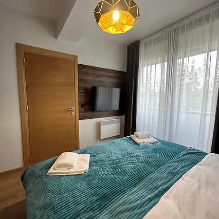 Golden Mountain Апартаменты