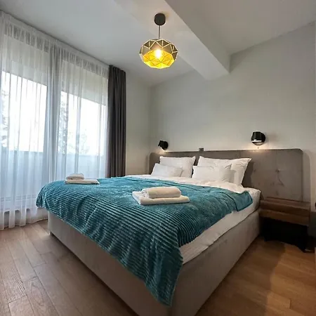 Апартаменты Golden Mountain