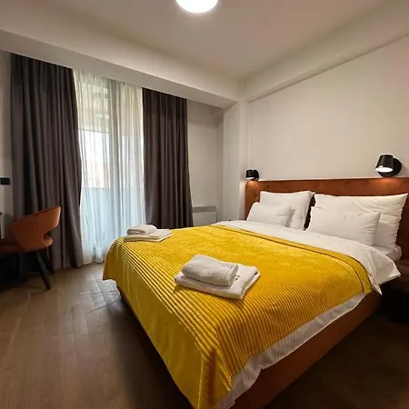 Golden Mountain Апартаменты *