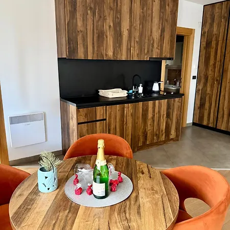 Διαμέρισμα Golden Mountain *