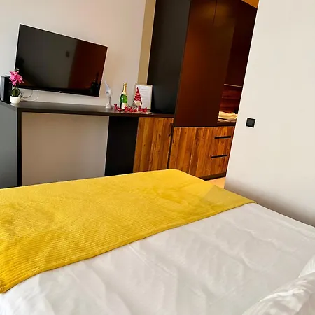 Διαμέρισμα Golden Mountain